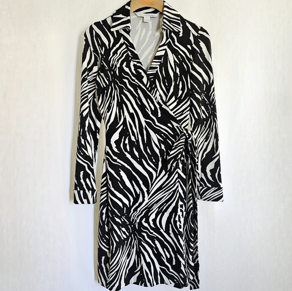 Diane Von Furstenberg Black & White Long Sleeve Animal Print Midi Wrap Dress - Picture 2 of 16